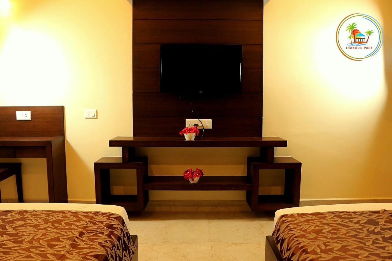 Tranquil Park Hotel Pondicherry Exterior photo