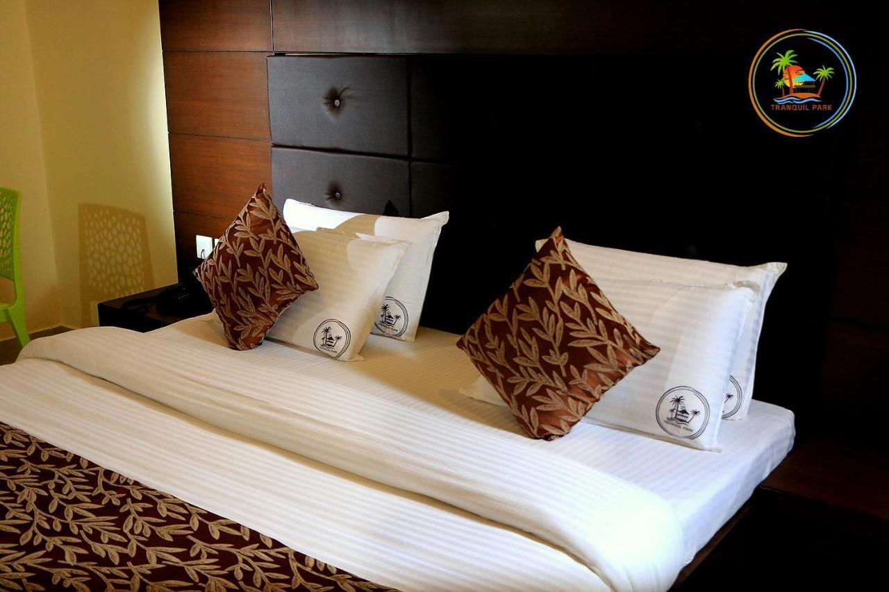Tranquil Park Hotel Pondicherry Exterior photo